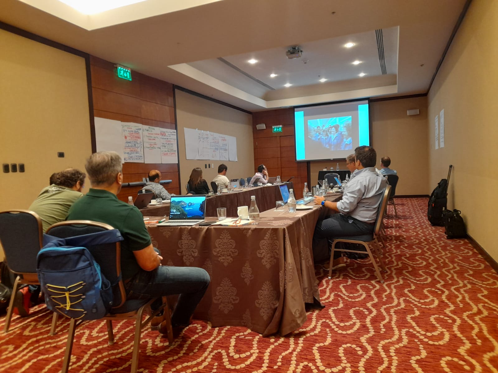 Taller estratégico con equipo ejecutivo